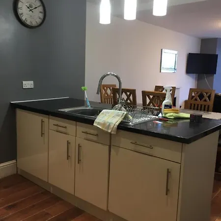 Hill House 3 Bedroom Serviced Aspatria