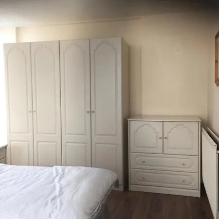 شقة Hill House 3 Bedroom Serviced *
